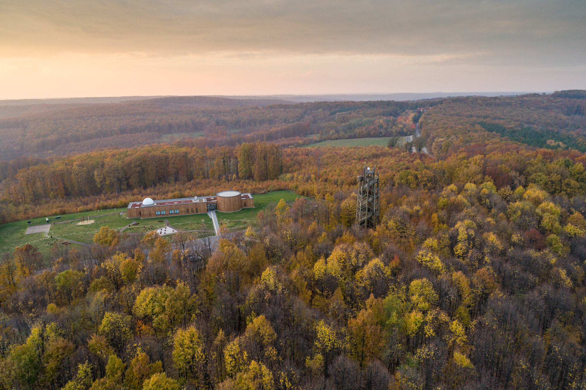 Jagdtradition auf 103.000 ha – wildreich, professionell geführt, unvergesslich.