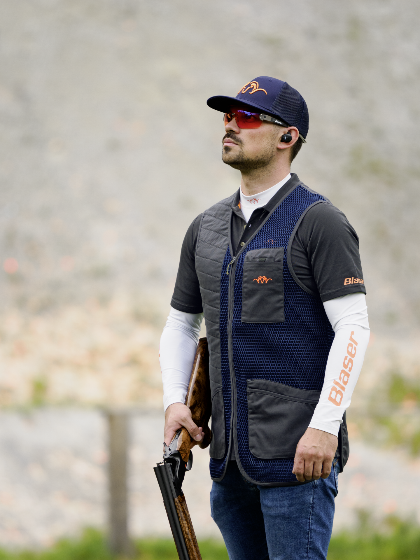 Men’s Competition Shooting Vest Robert – Breathable shooting vest with ...